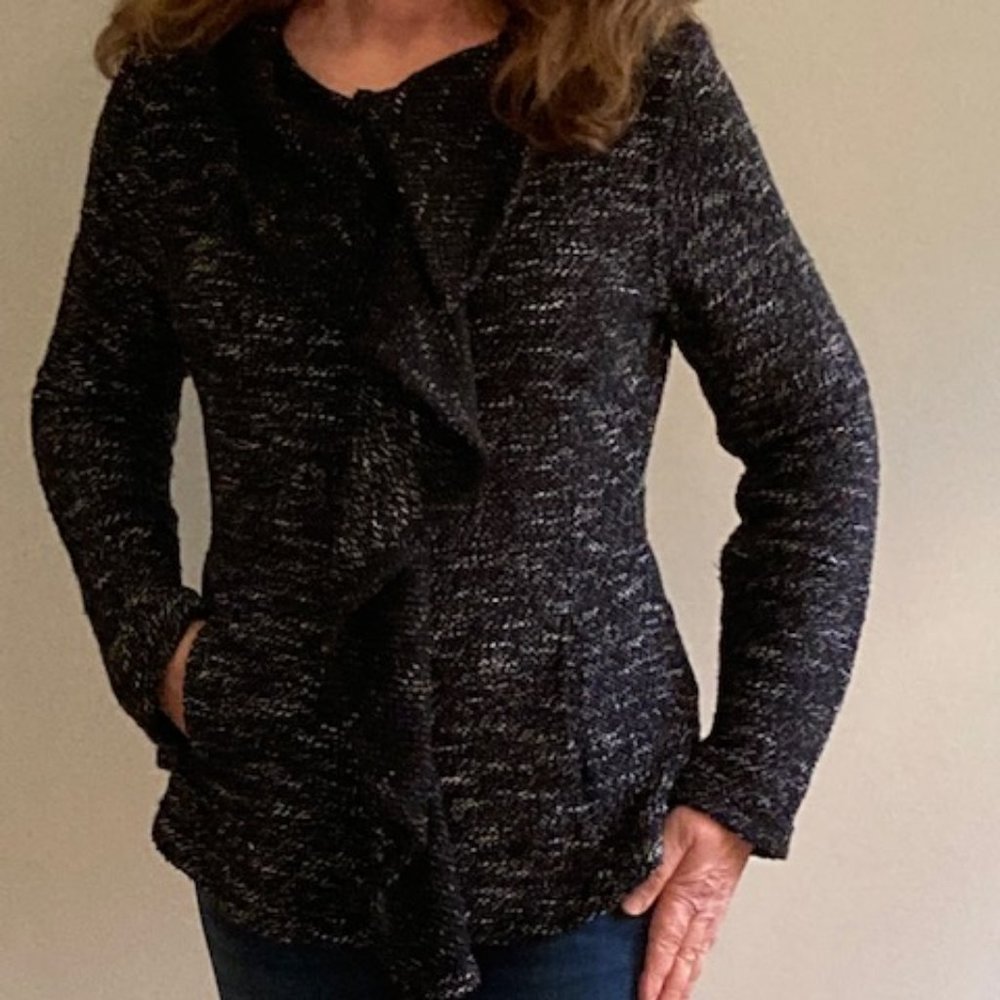 BNCI by Blanc Noir ruffle collar sweater, size Medium